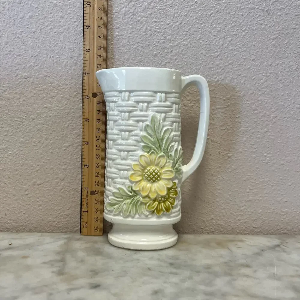 Vintage circa 1970s basketweave pitcher - Picture 8 of 9